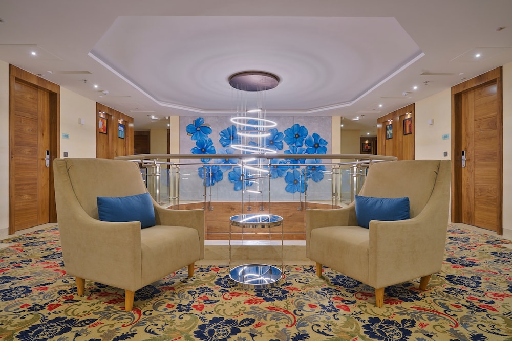 Blu Feather Hotel & Spa 17/69