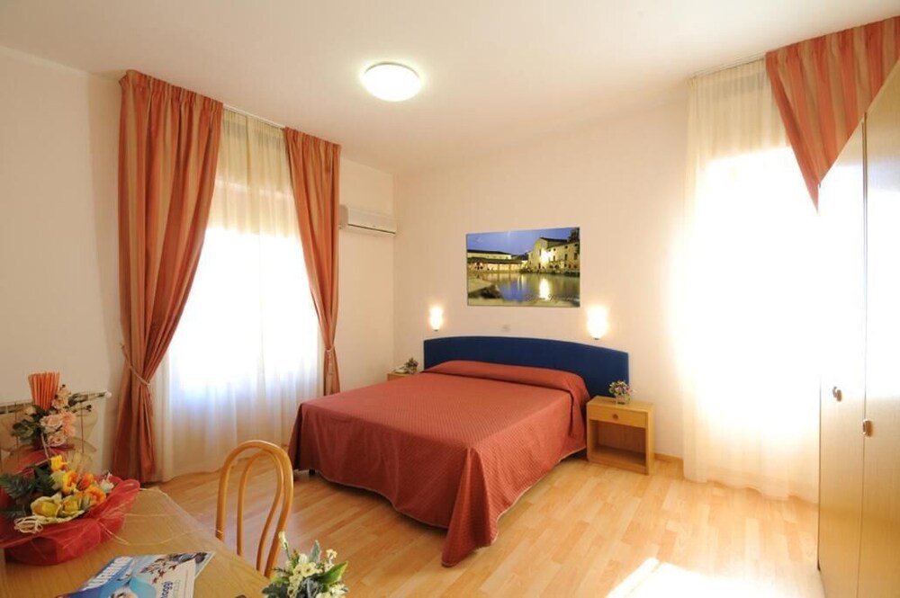 Hotel Perugina 10/23