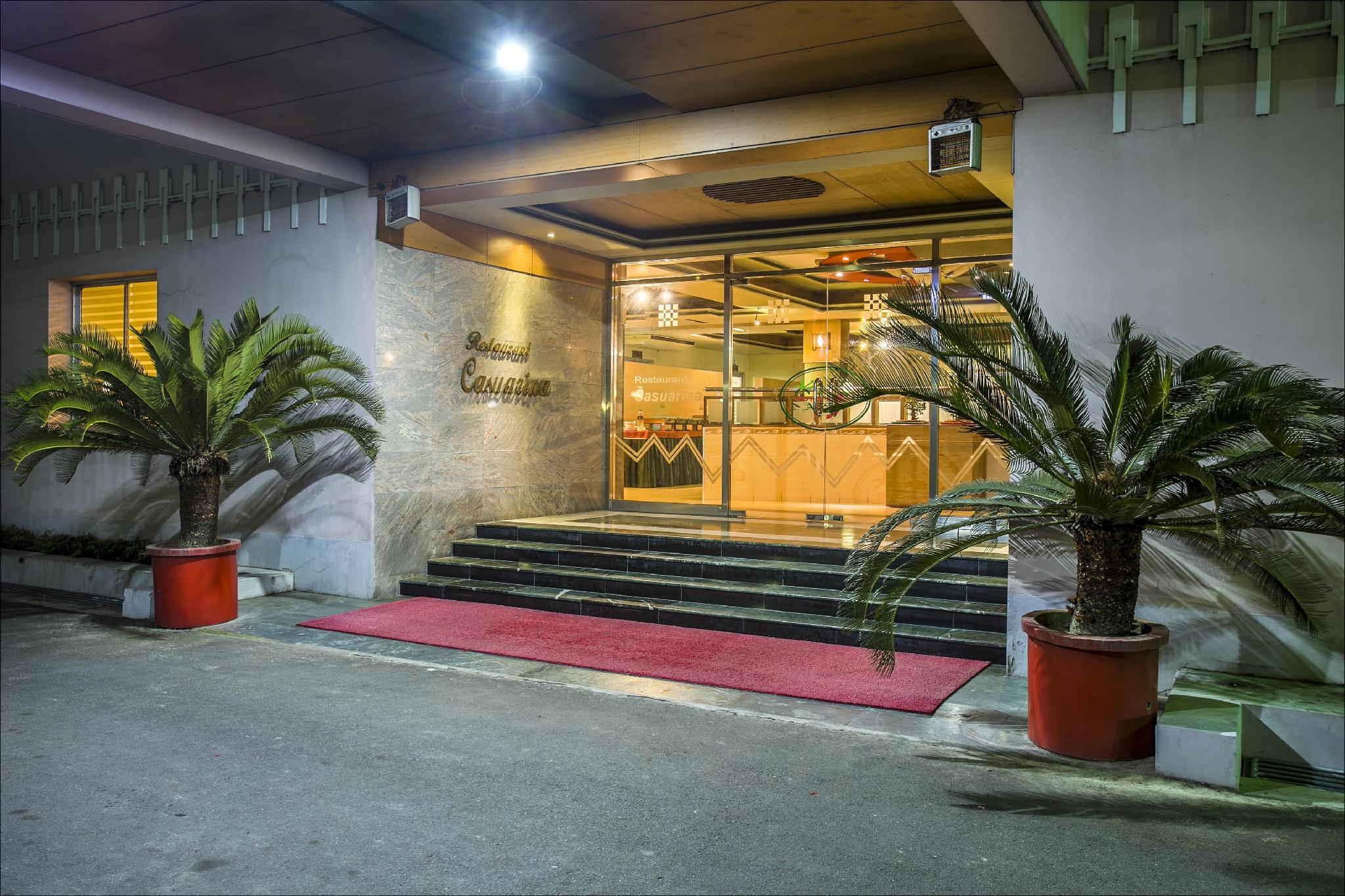 HOTEL NAZ GARDEN in BOGRA