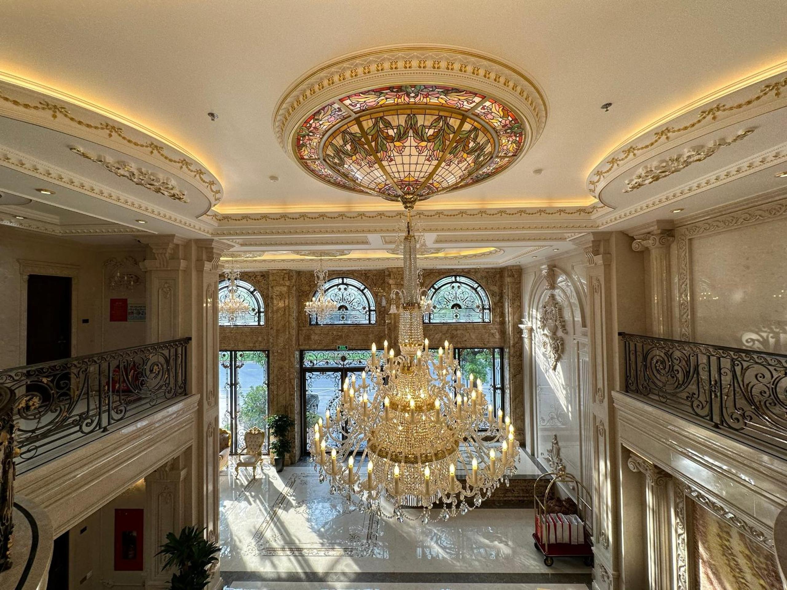 Kinh Bac Palace Hotel 7/29