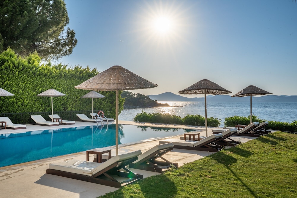 Med Inn Boutique Hotel 47/56