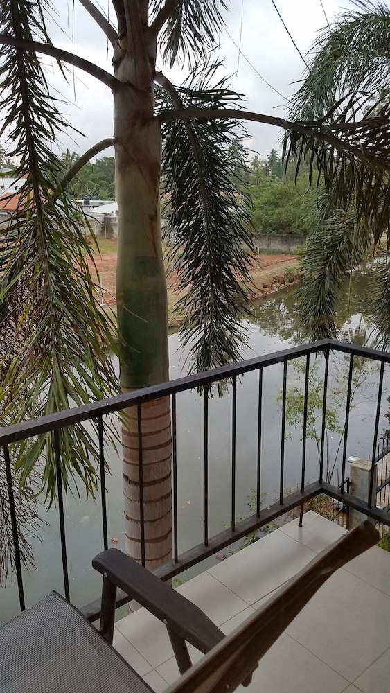 Kapuru Hotel Villa 7/36