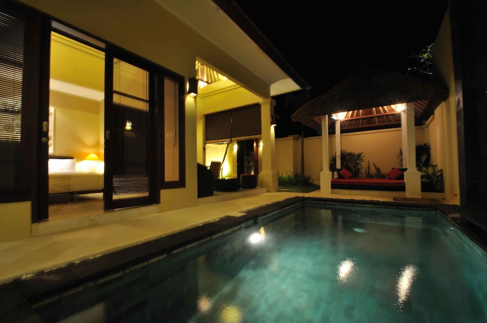 The Jas Villas 31/69