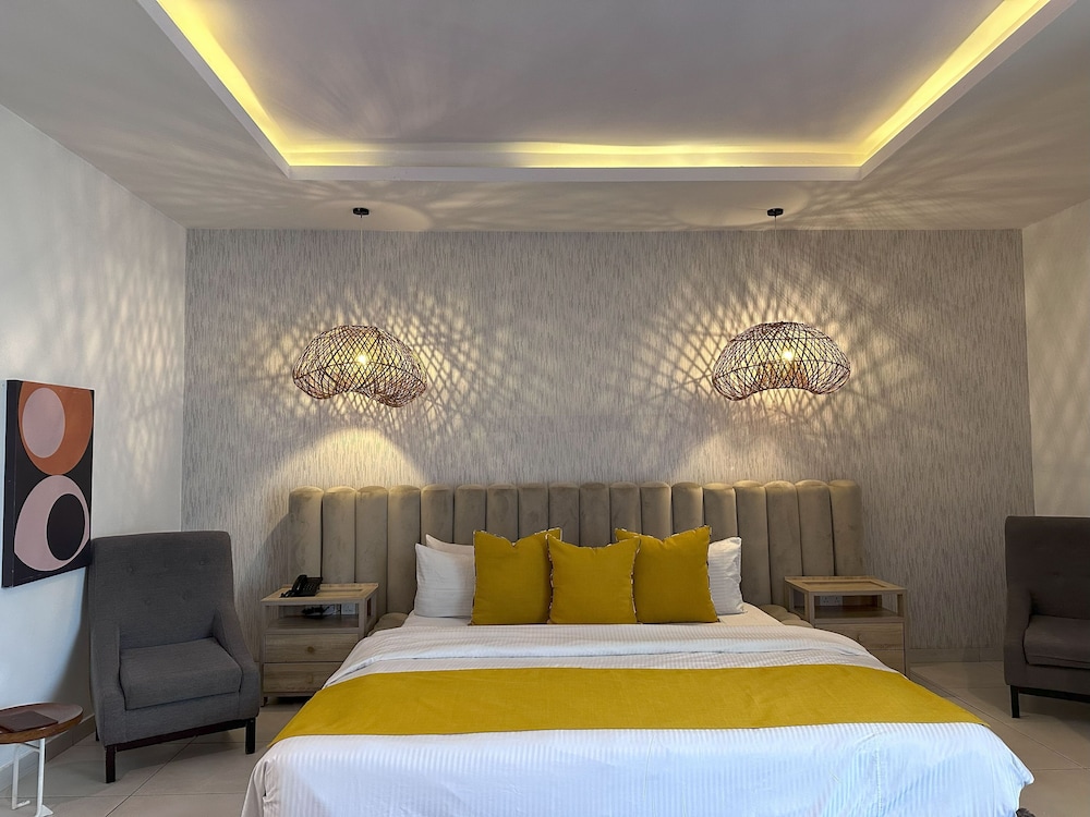 Mayhill Hotel 23/72
