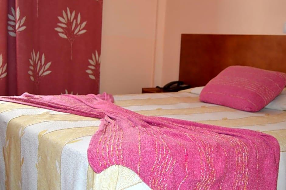 Imperio Hotel 41/56