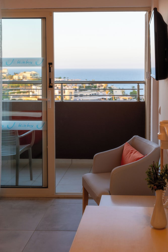 Blue Bay Resort Hotel 23/35