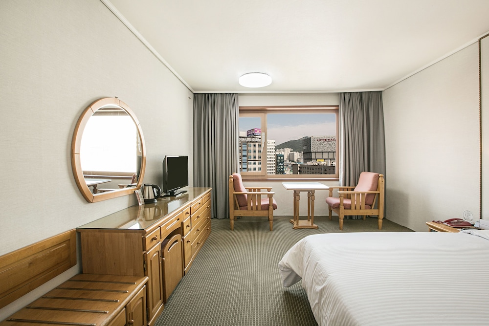 Busan Tourist Hotel 45/60