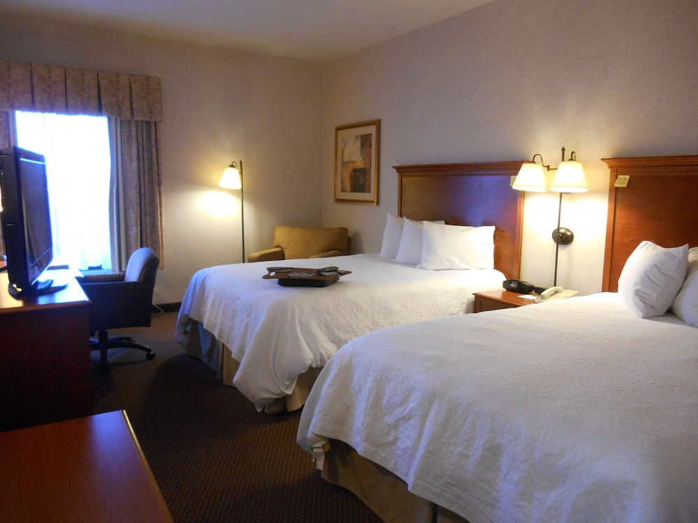 Hampton Inn Columbus-Airport 22/74