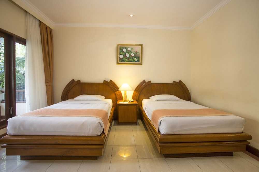 DELUXE, TWIN BEDS, GROUND FLOOR