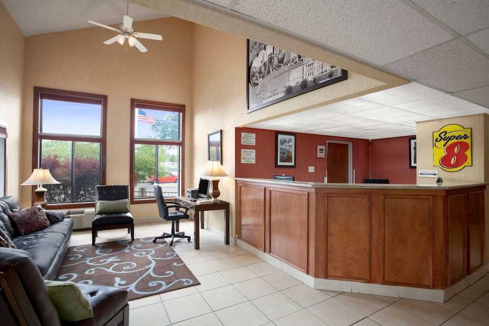 Super 8 by Wyndham Westminster Denver North 4/21