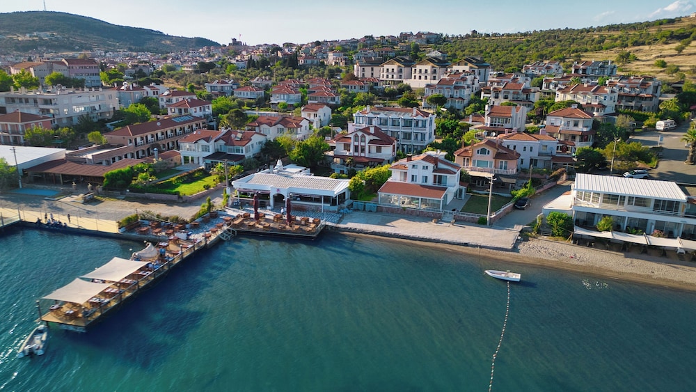 Cunda Ezer Otel 53/63
