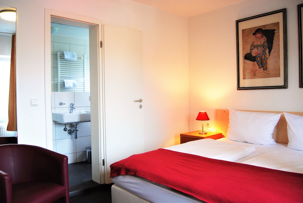 Airport Hotel Dürscheidt 20/56