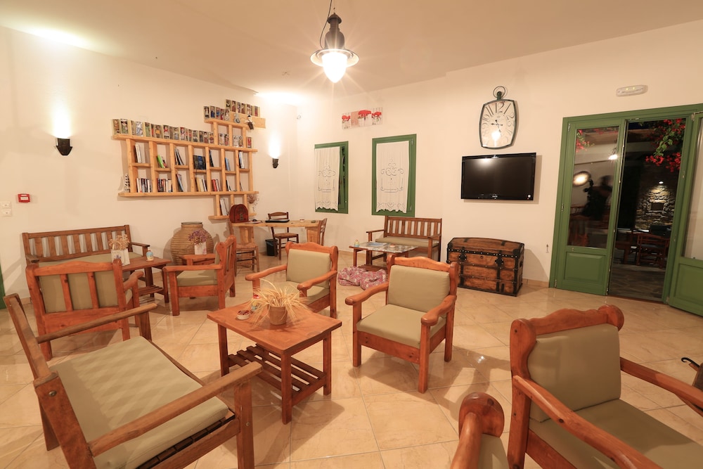 Edem Hotel Apartments 60/72
