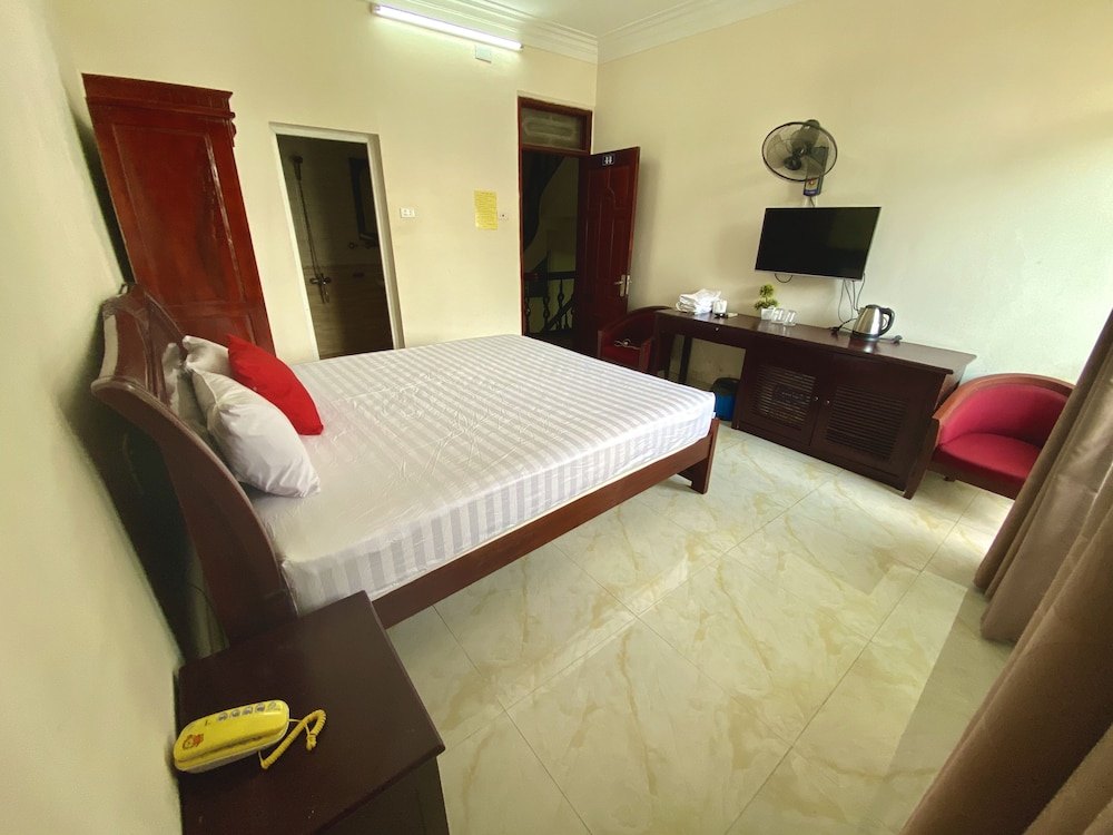 Viet Nhat Halong Hotel 30/61