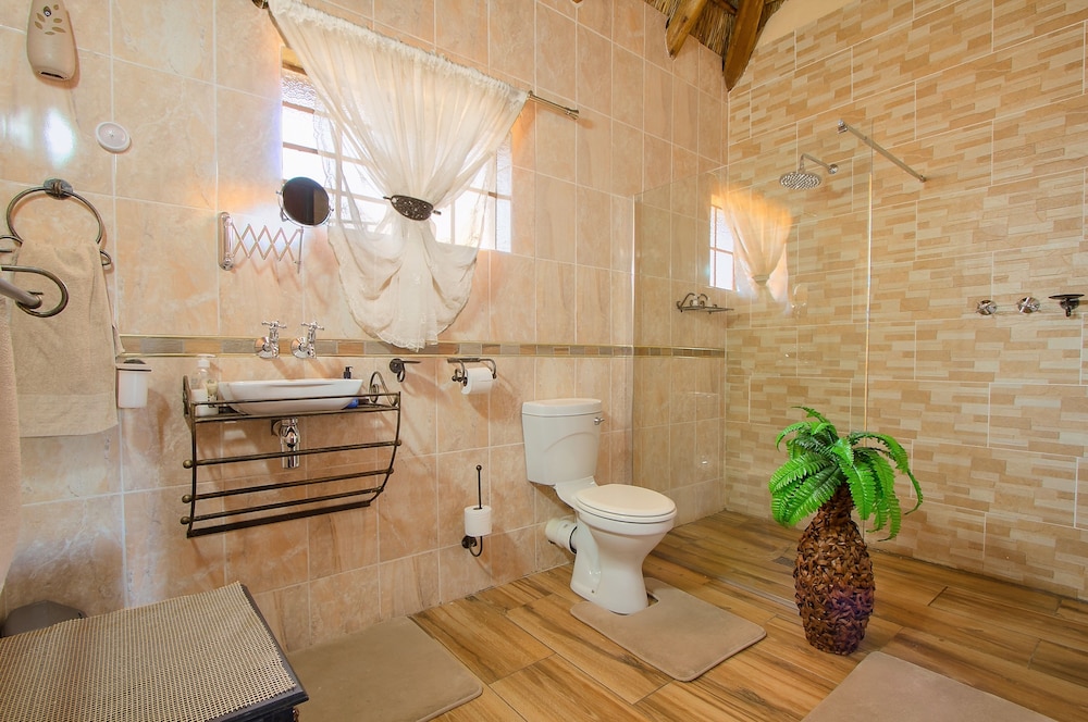 All Over Africa Guest House 18/36