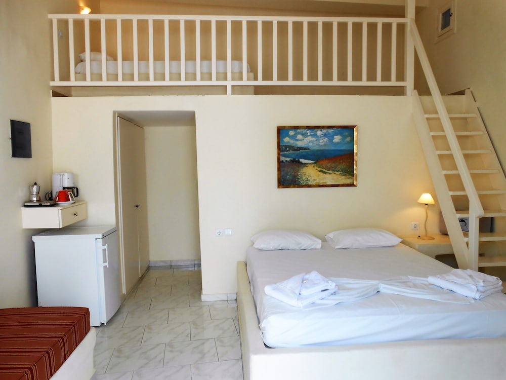 TRADITIONAL, DOUBLE BED