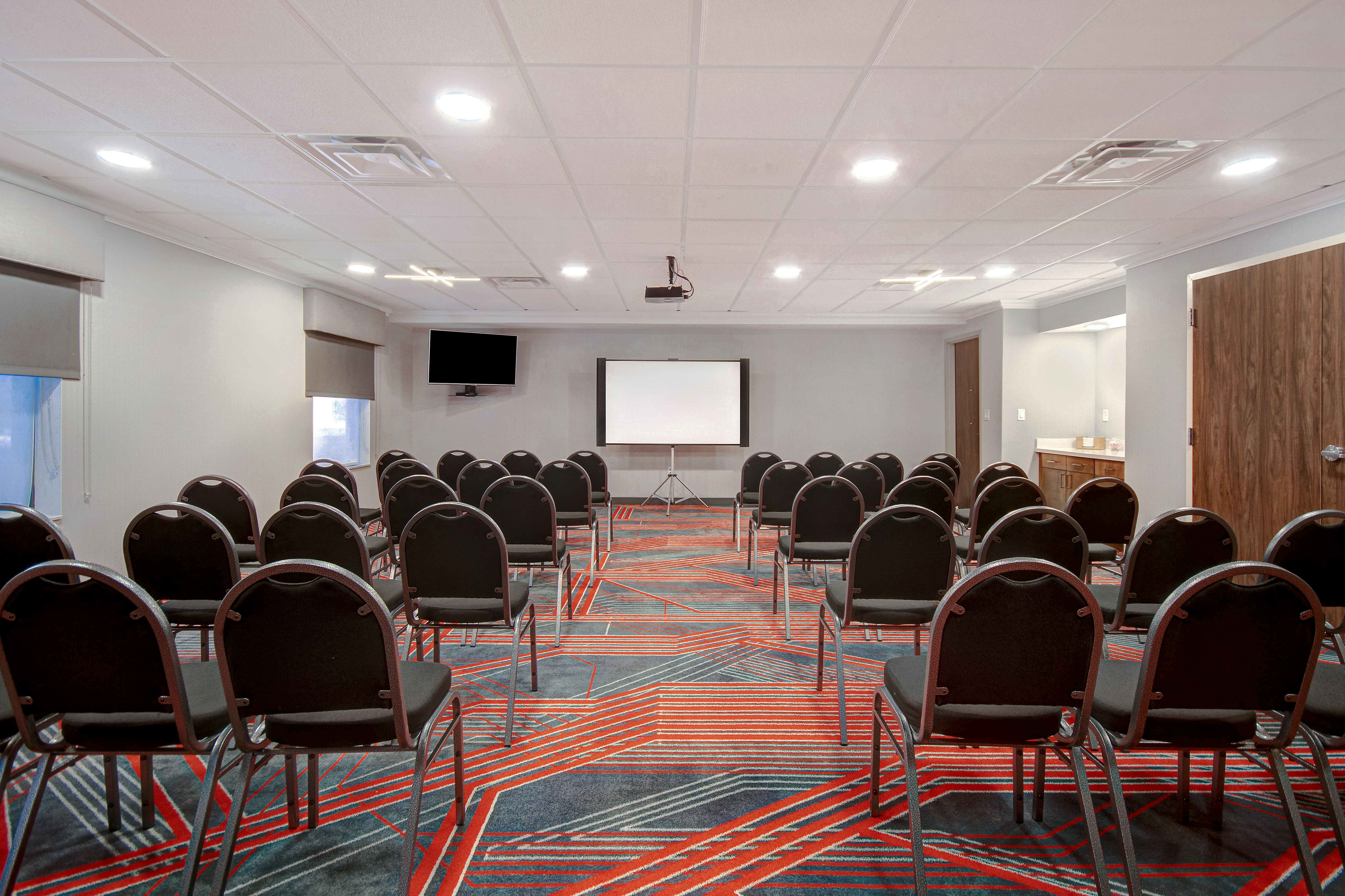 Hampton Inn Suites Dayton Vandalia 51/68