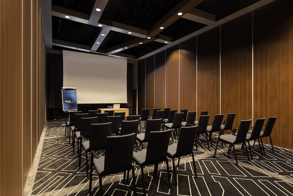 Novotel Amsterdam City Hotel 66/74