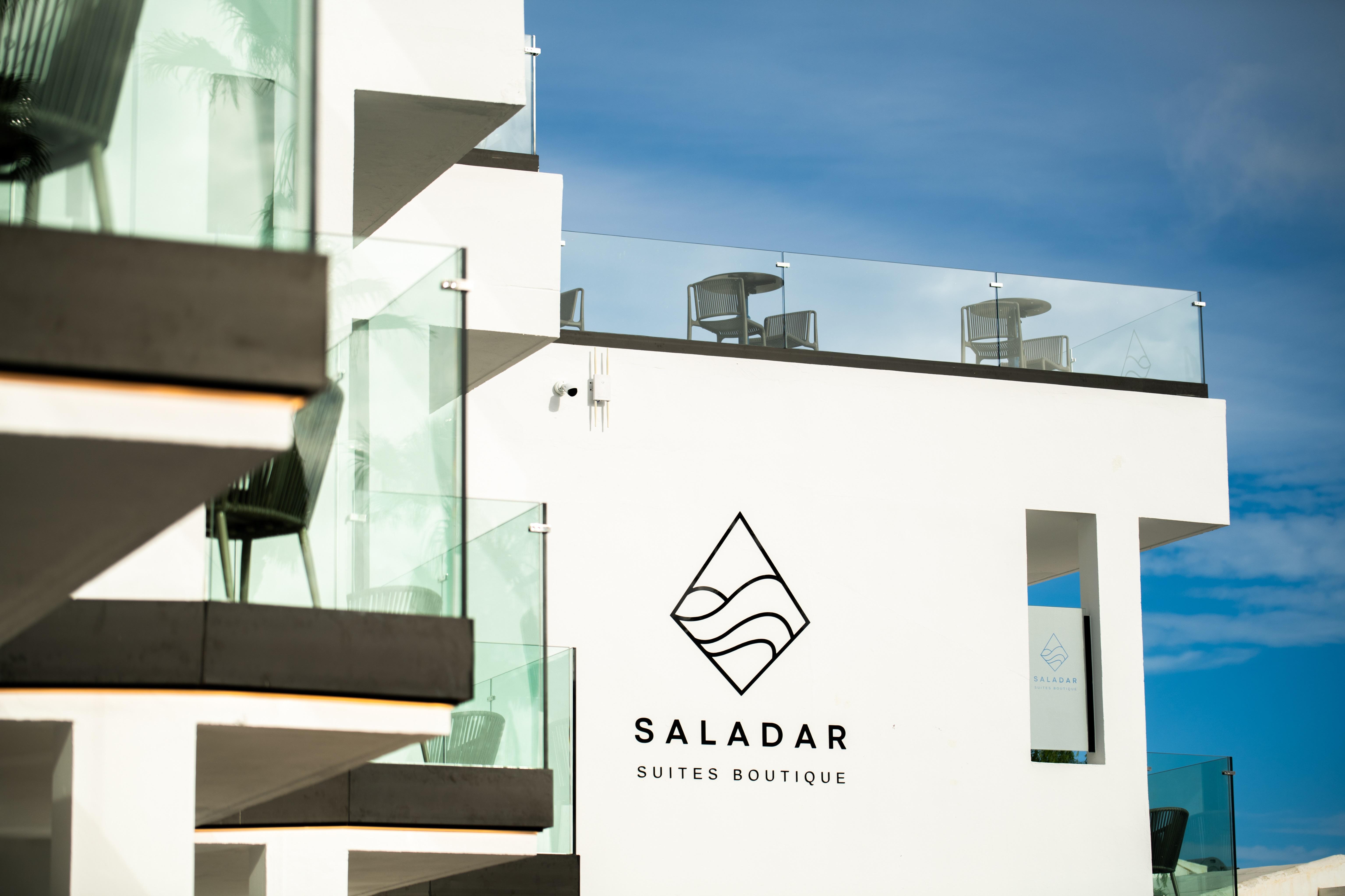 Saladar Suites Boutique 1/5