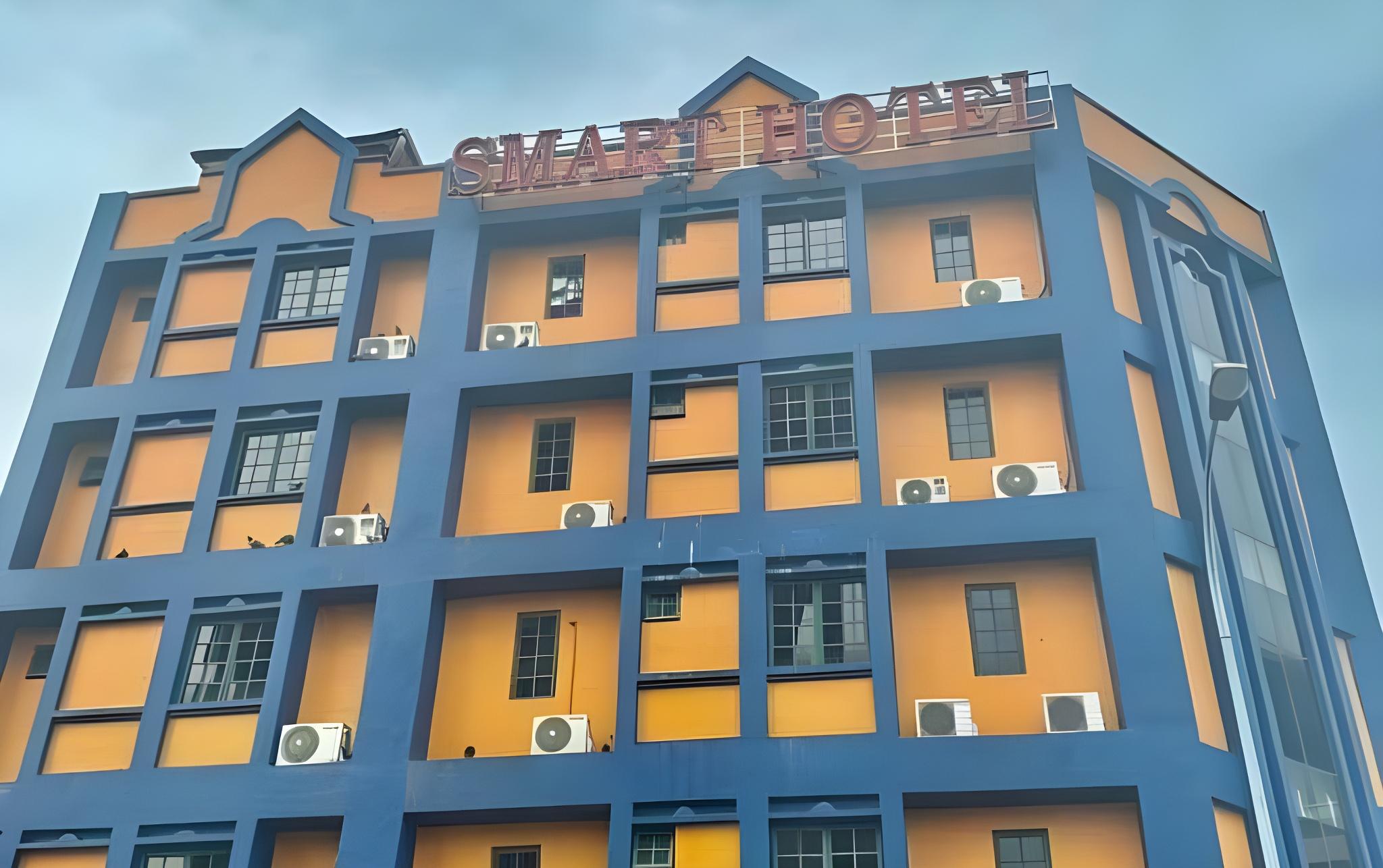 Smart Hotel 4/44
