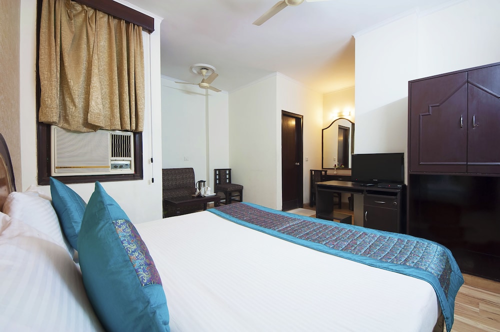 Delhi Darbar hotel 31/63