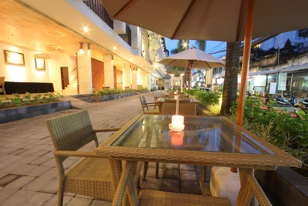 Grand La Walon Hotel 13/66