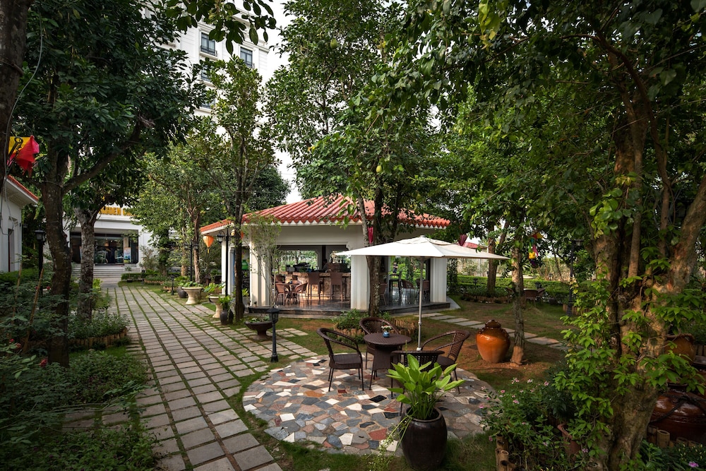 Ninh Binh Hidden Charm Hotel Resort 60/67