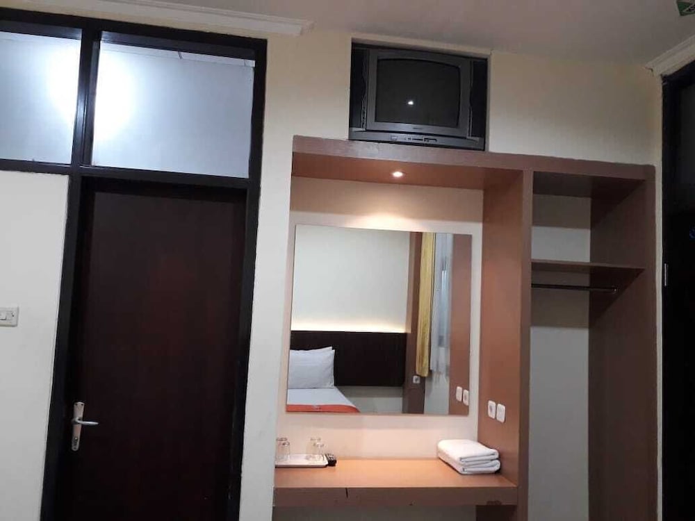 Hotel Bumi Makmur Indah 41/54