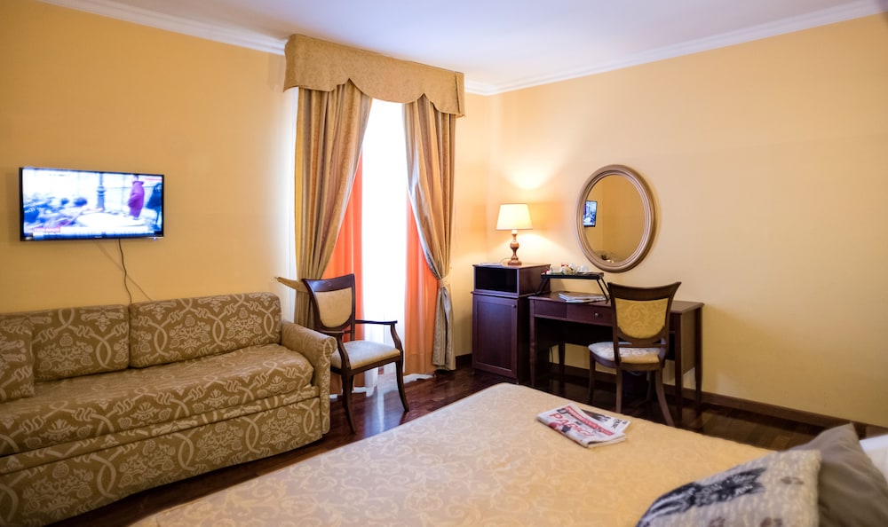 Grand Hotel Italia 30/50