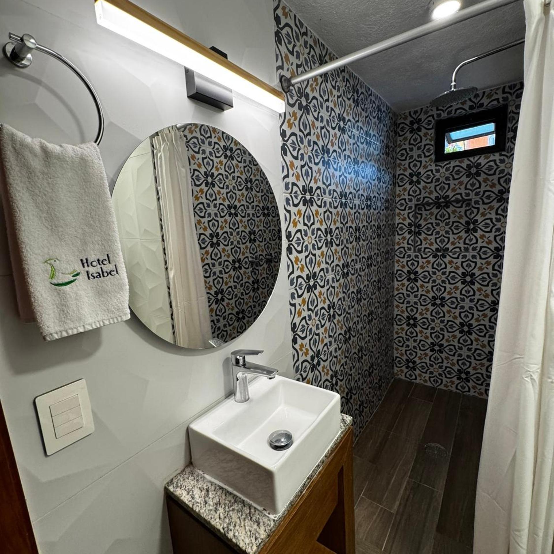 غرفة اقتصادية بسرير مزدوج، Hotel Isabel 3/3