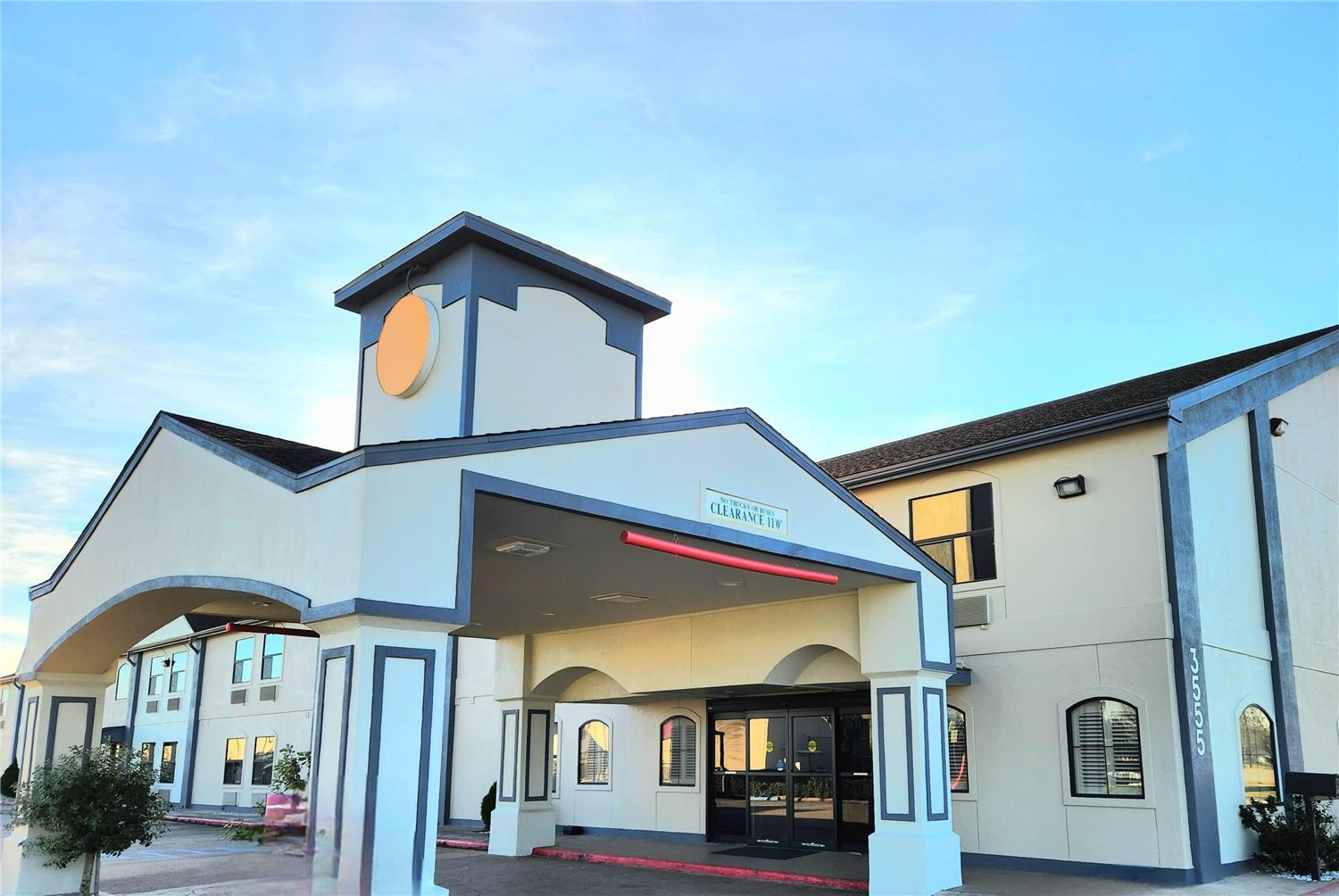 Days Inn by Wyndham Rosenberg 2/22