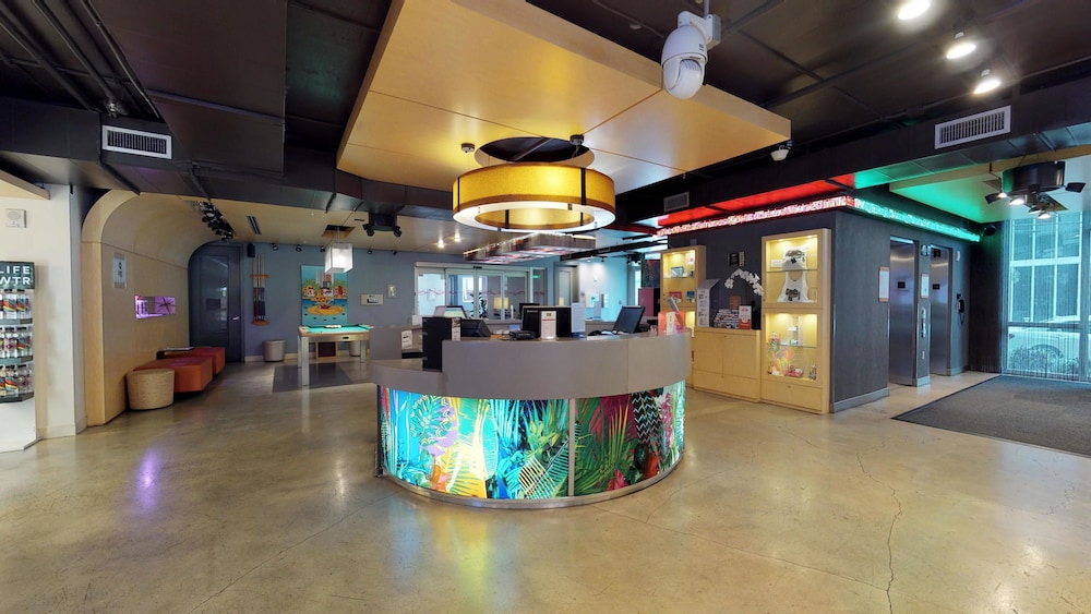 Aloft Miami Brickell 8/49