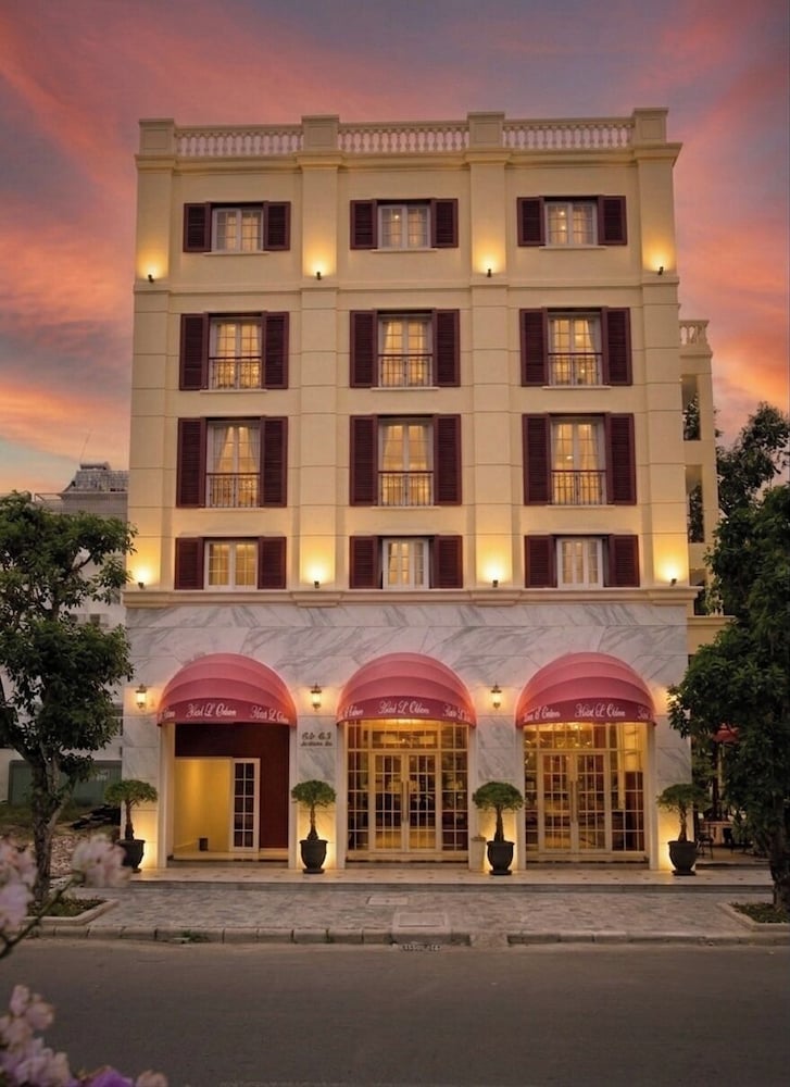 Hotel L Odeon Phu My Hung 1/46