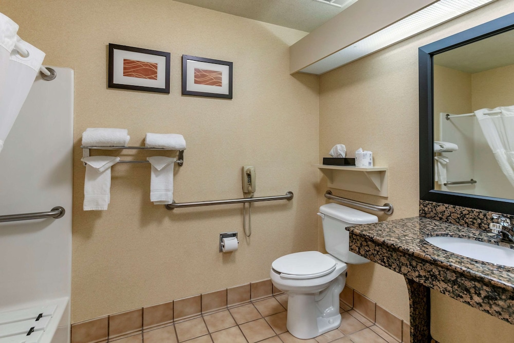 Comfort Inn Fort Collins North 11/32