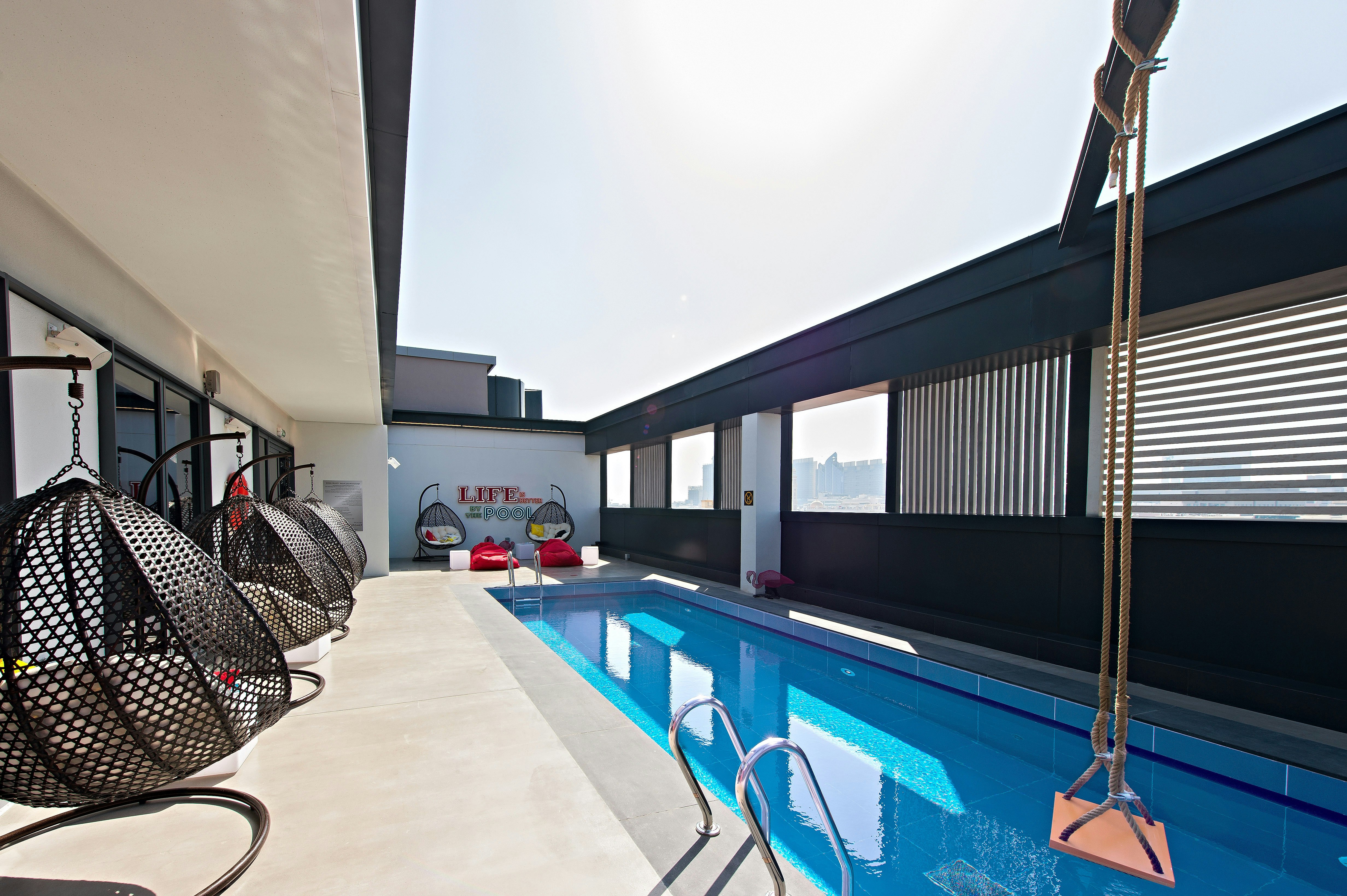 Hampton By Hilton Dubai Al Seef 2/9