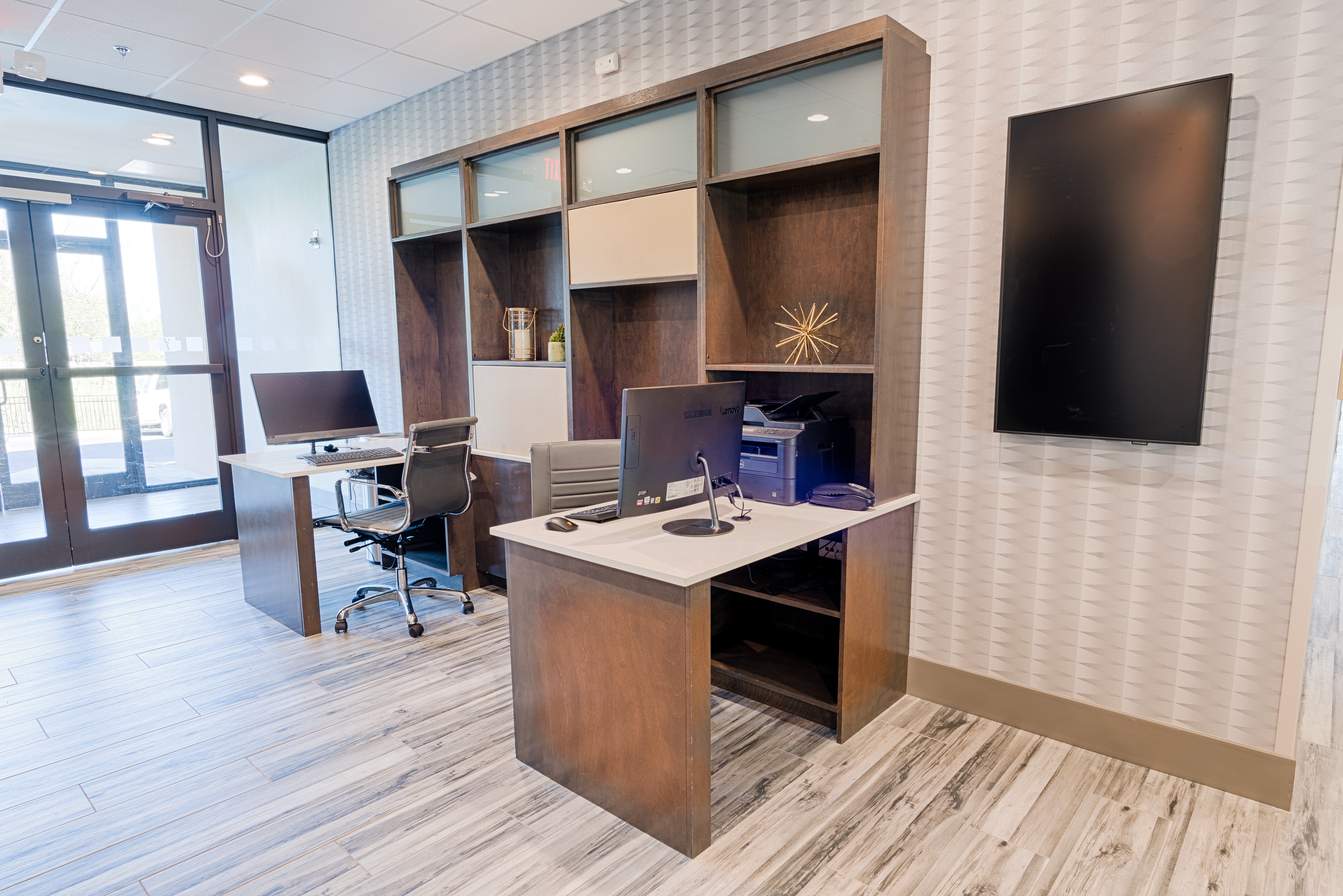 Holiday Inn Knoxville N - Merchant Drive 73/77