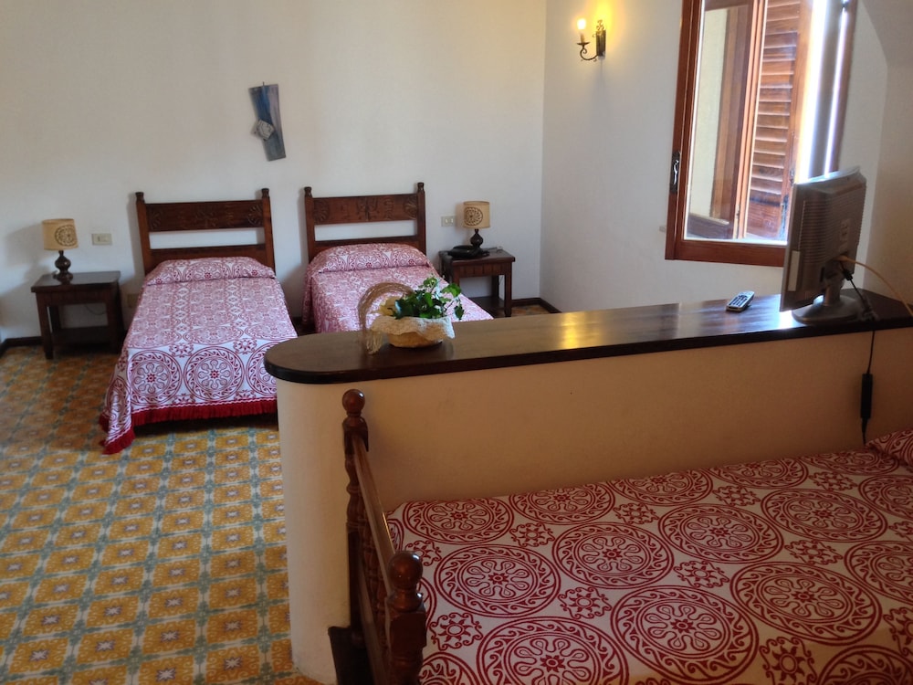 Hotel Carasco 7/71