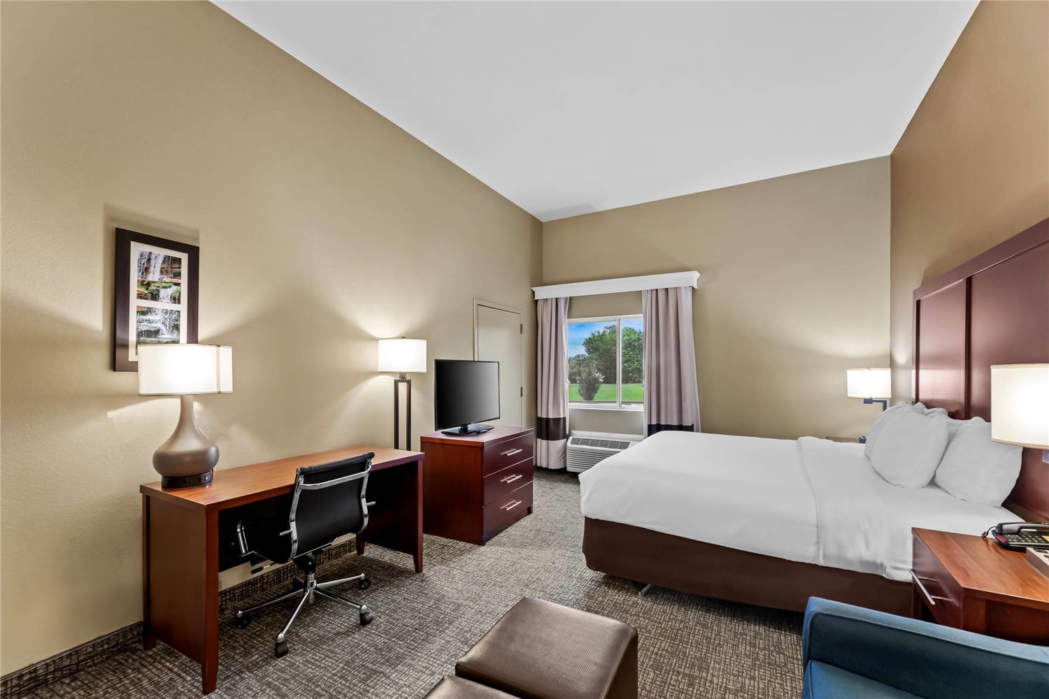 Comfort Inn Suites Tuscumbia Muscle Shoals 14/45