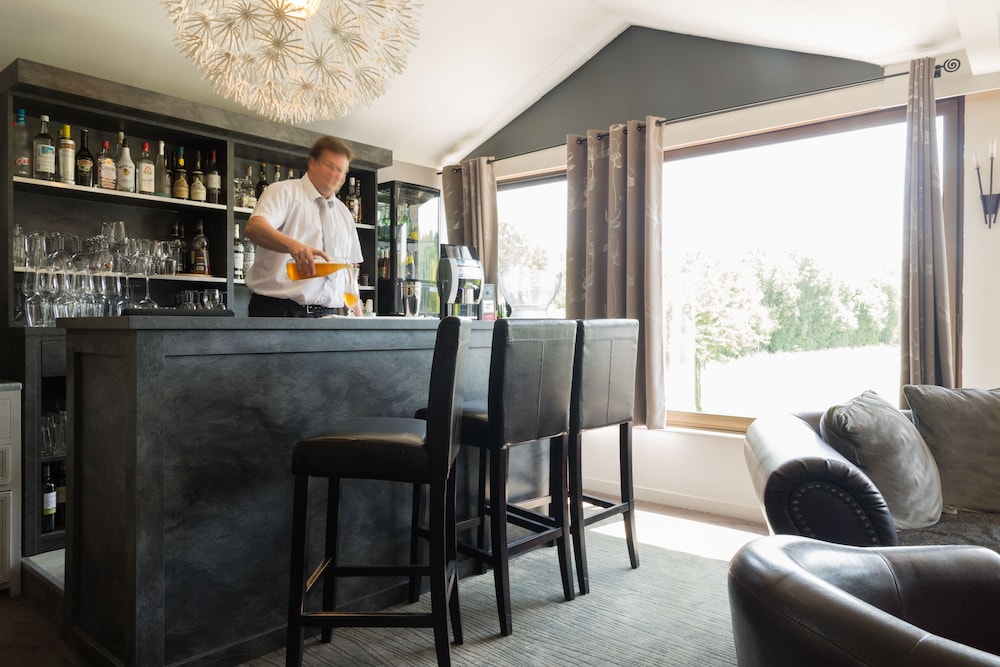 Hotel the Originals Le Mont Saint Michel Sud Les Quatre Salines 28/52
