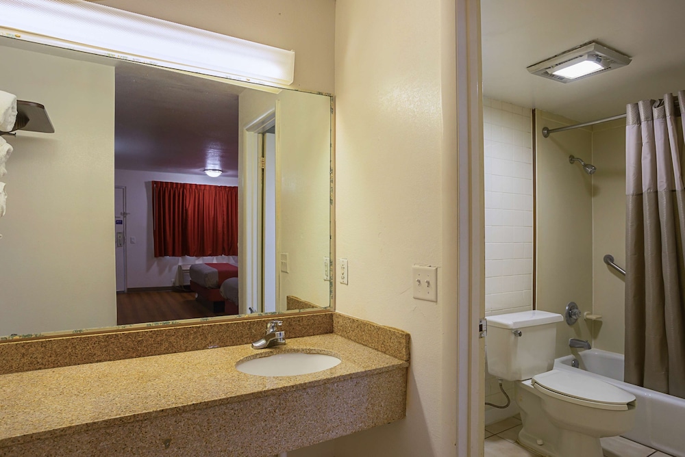 Motel6 Brinkley, AR 55/59
