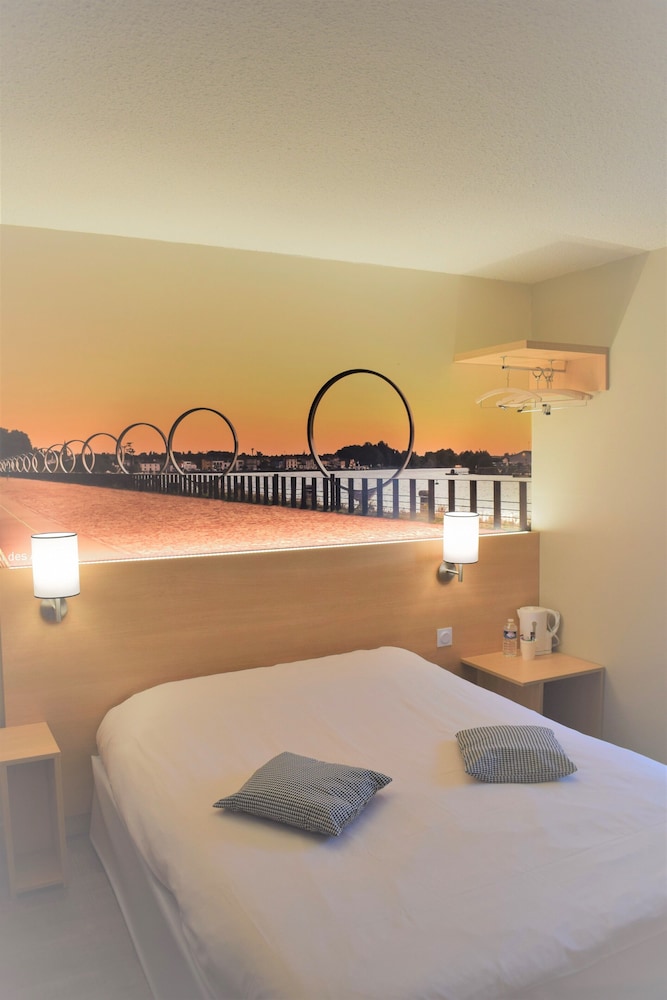 INN DESIGN HOTEL CHATEAUBRIANT 9/37