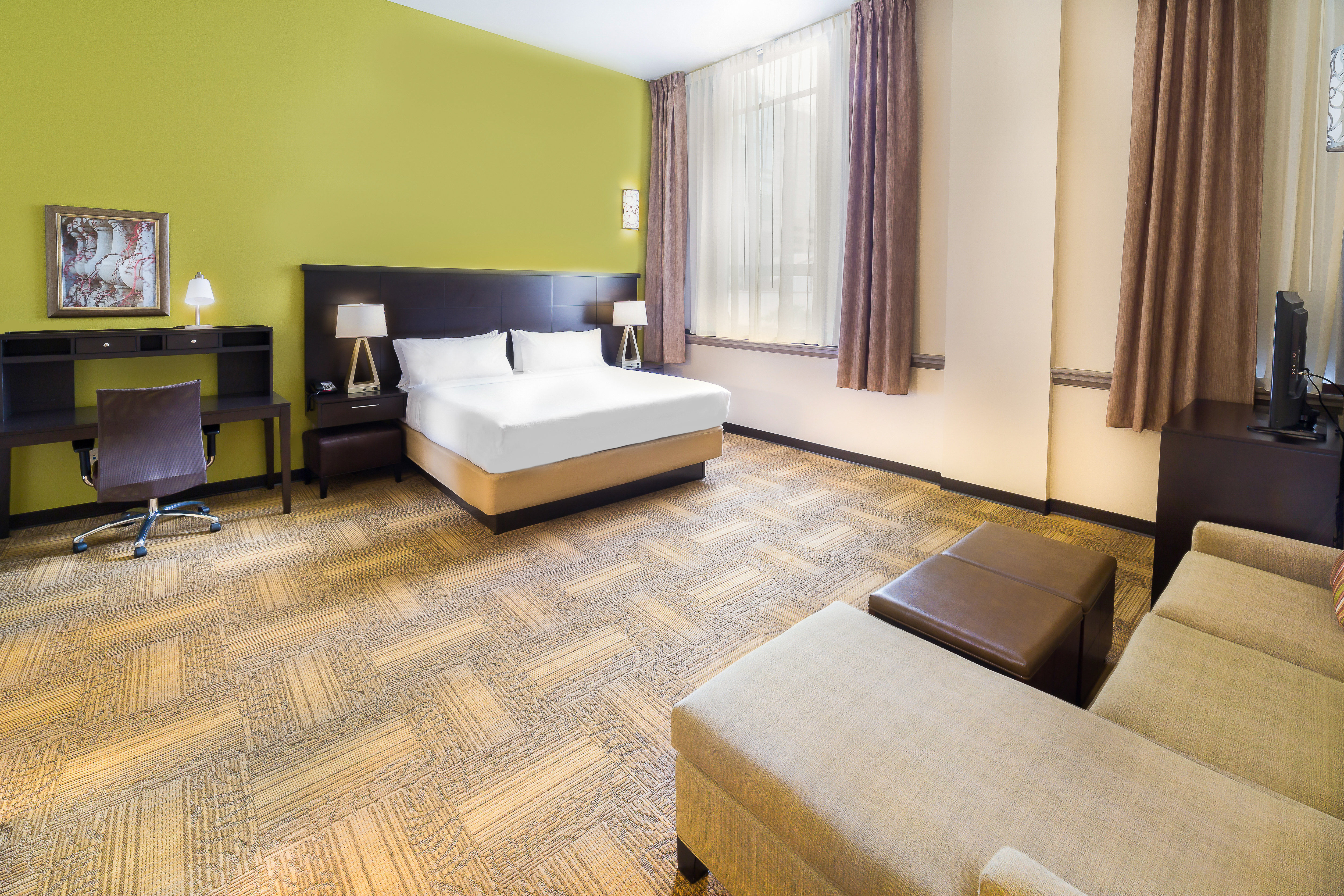Staybridge Suites BALTIMORE INNER HARBOR 29/80