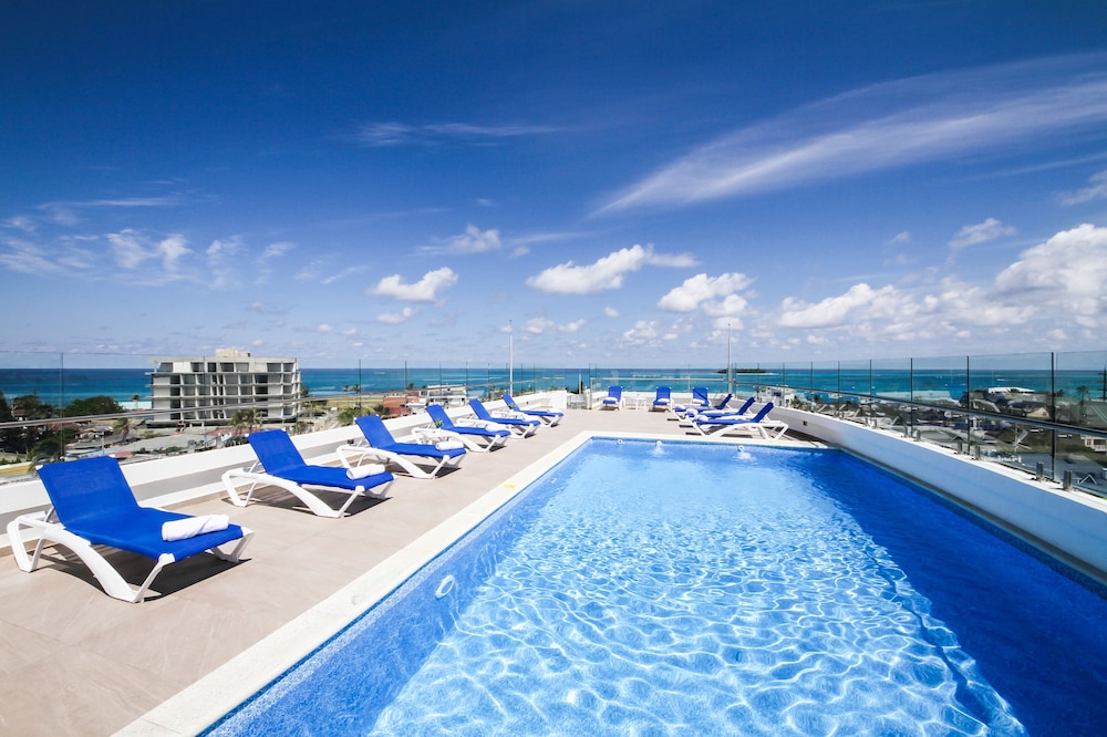 Azure Lofts And Pool 37/42