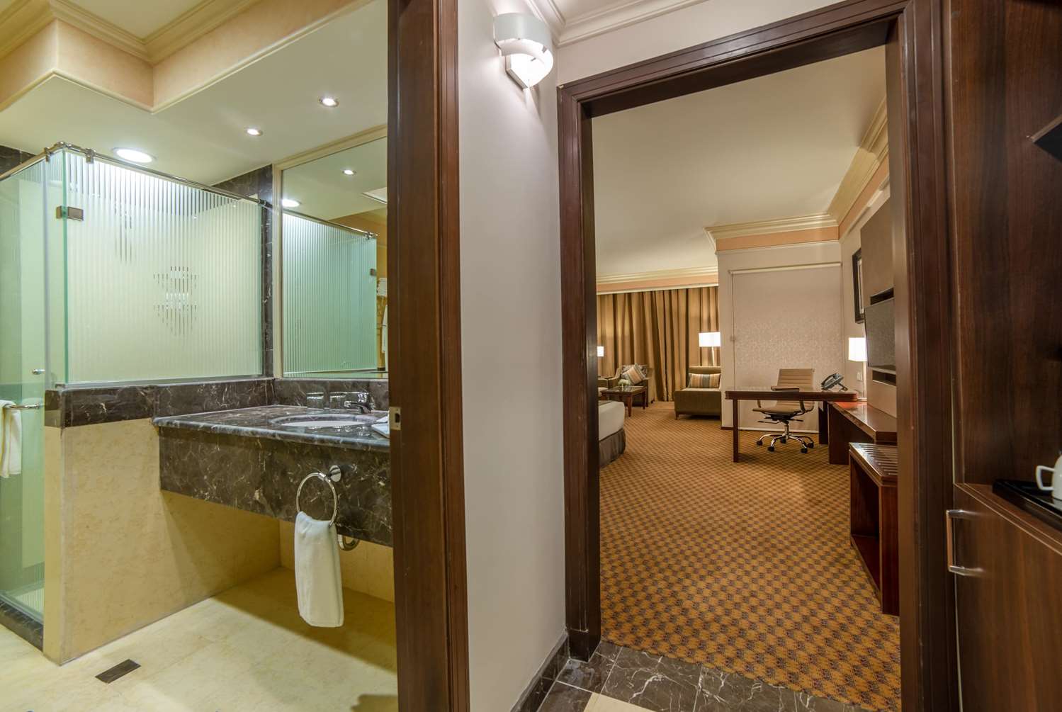 ويندام جاردن الدمام(Wyndham Garden Dammam Hotel) 8/58