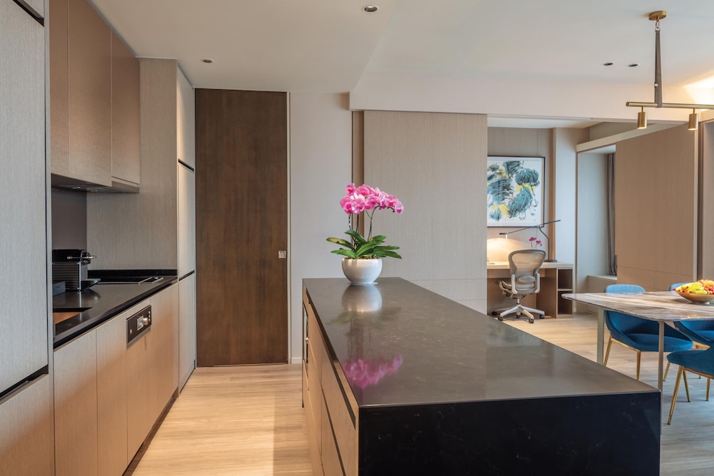 Pan Pacific Serviced Suites Orchard 52/76