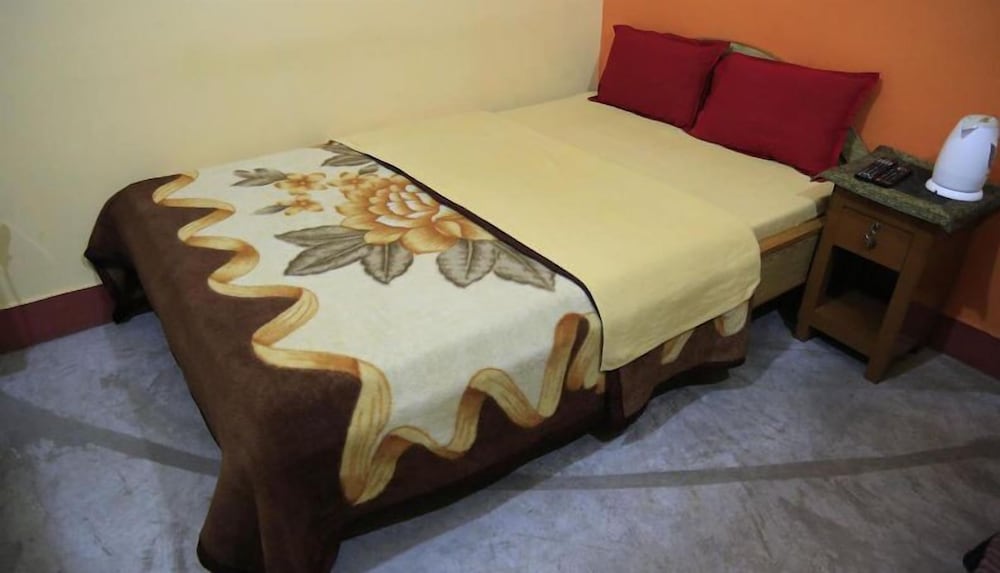 Kundan Bazar Guest House 15/30