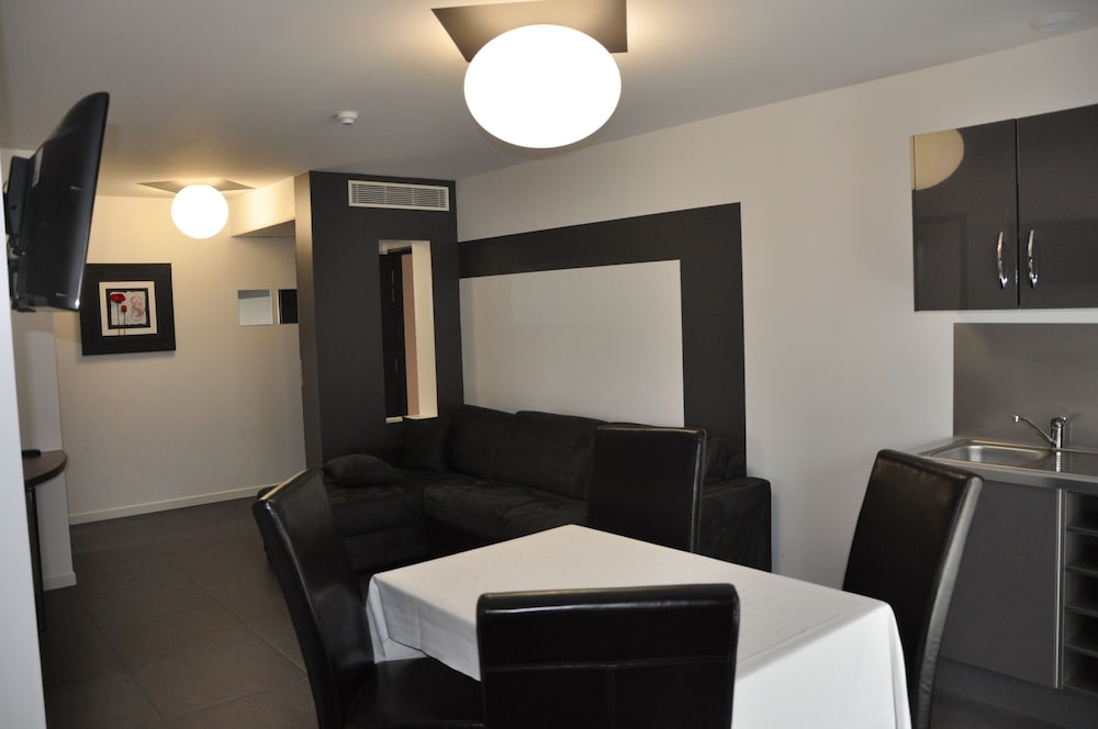 INTERHOTEL HOTEL DES ARTS 45/67