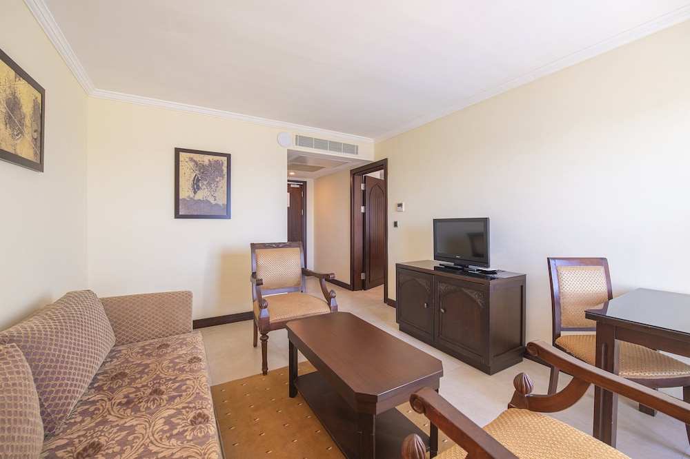 Crowne Plaza Antalya 52/83
