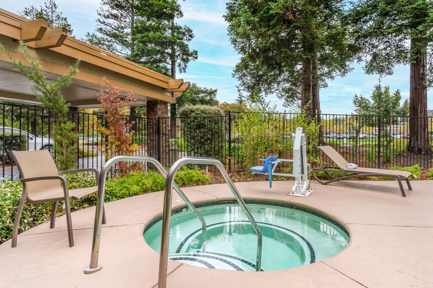 Best Western John Muir Inn 40/43