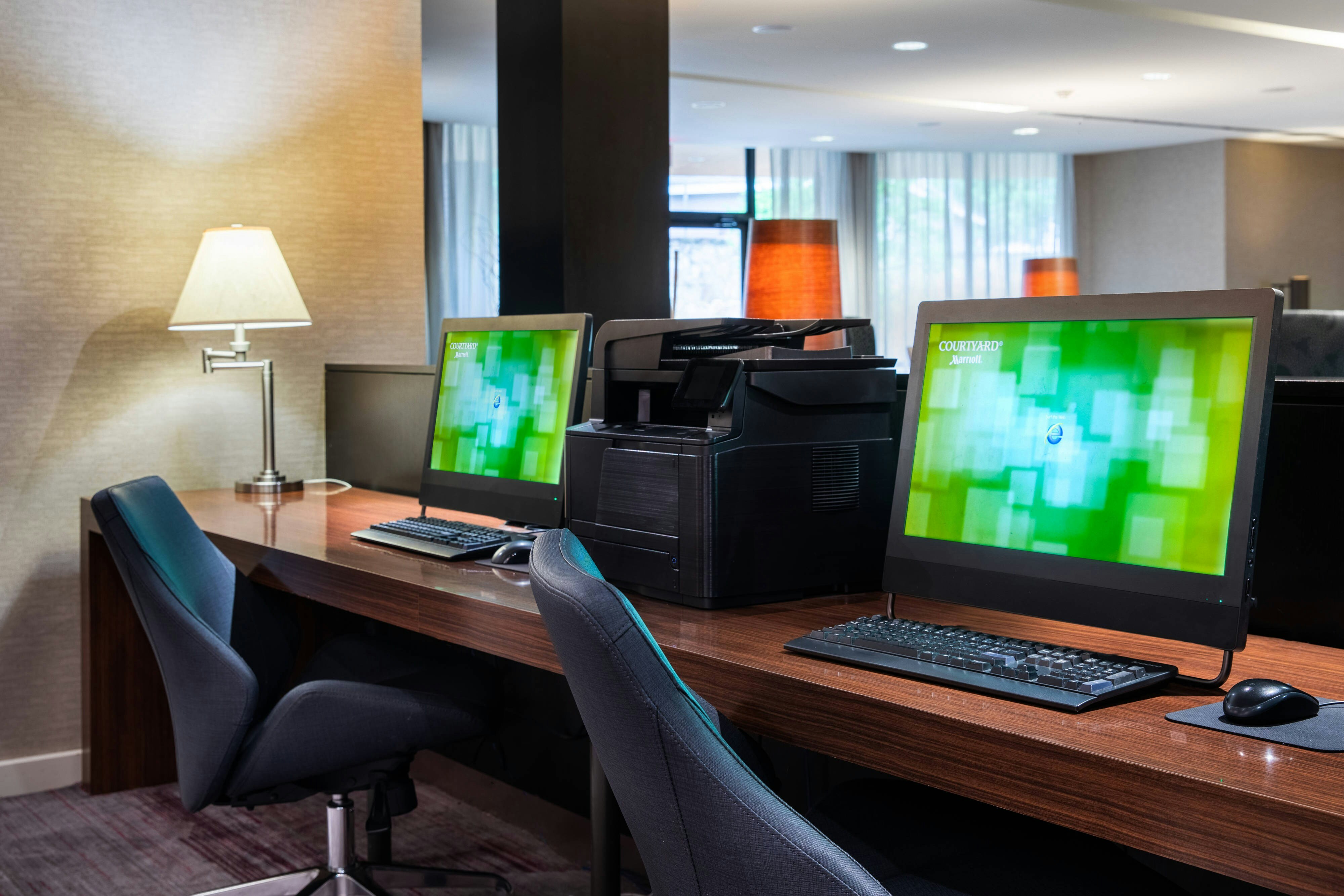 Courtyard Marriott Denton 43/47